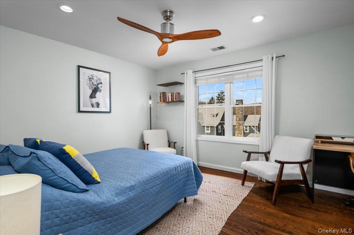 9 Drake Lane White Plains, NY 10607 - Photo 17 of 32 a bedroom with furniture and a bed