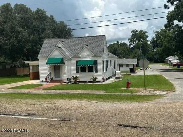 $1,200 | 1600 West Port Street, Abbeville, LA 70510