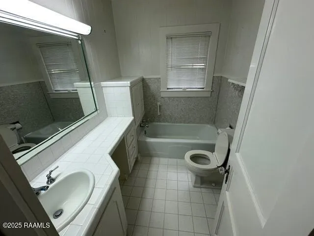 $1,200 | 1600 West Port Street, Abbeville, LA 70510