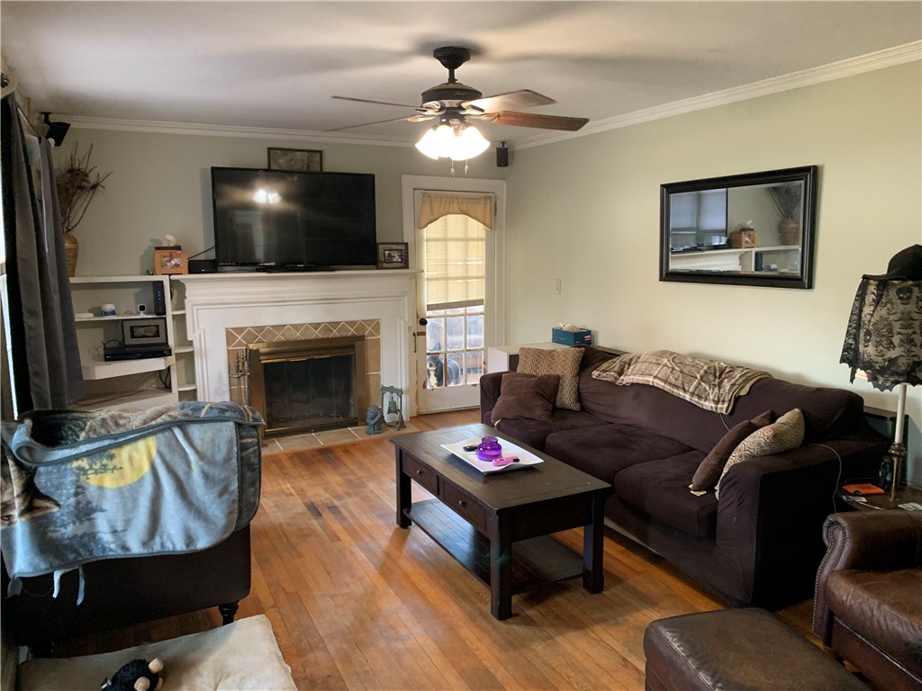 805 South Oak Street Seneca, SC 29678 - Photo 4 of 34