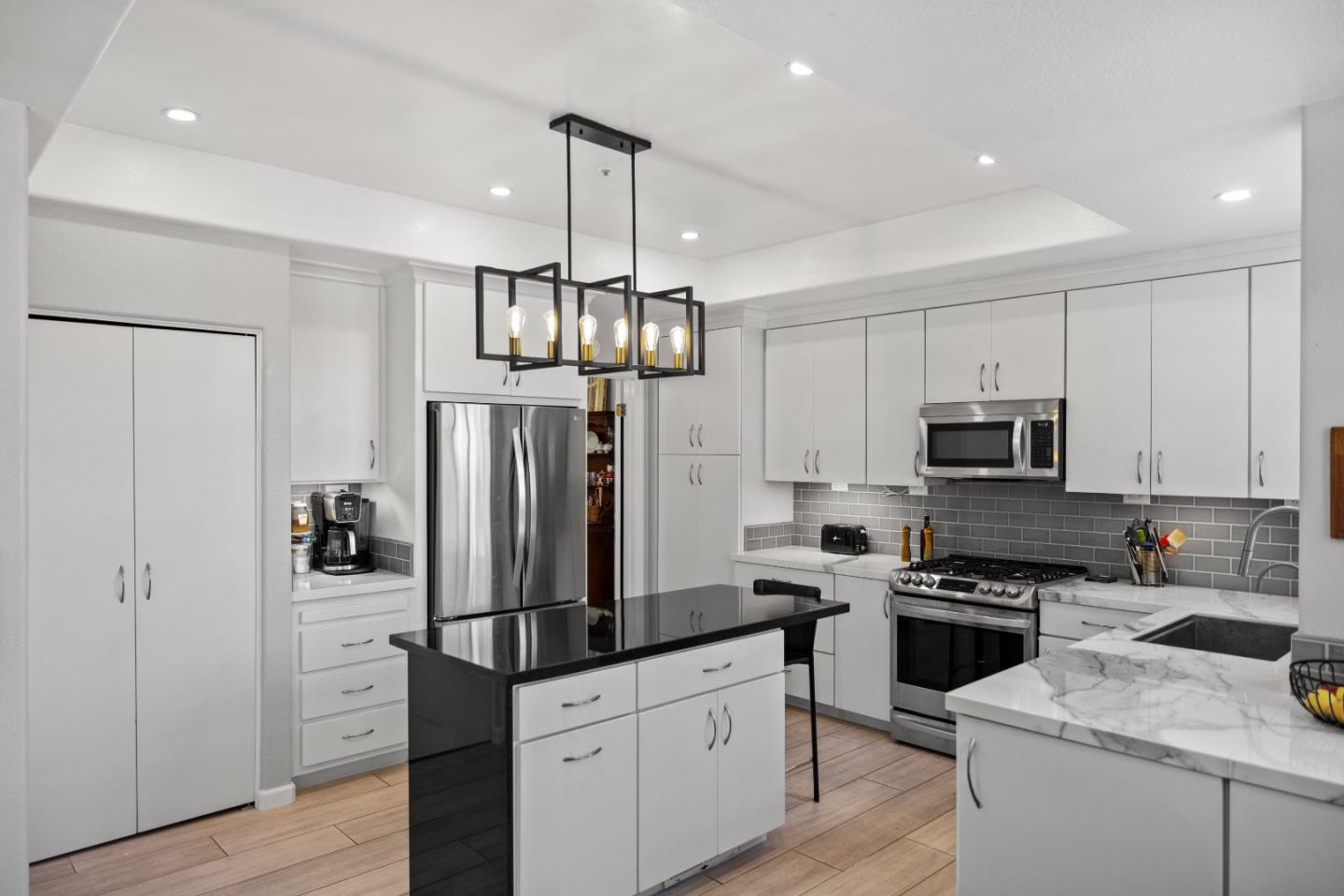 14390 Mountain Quail Road Salinas, CA 93908 - Photo 14 of 66