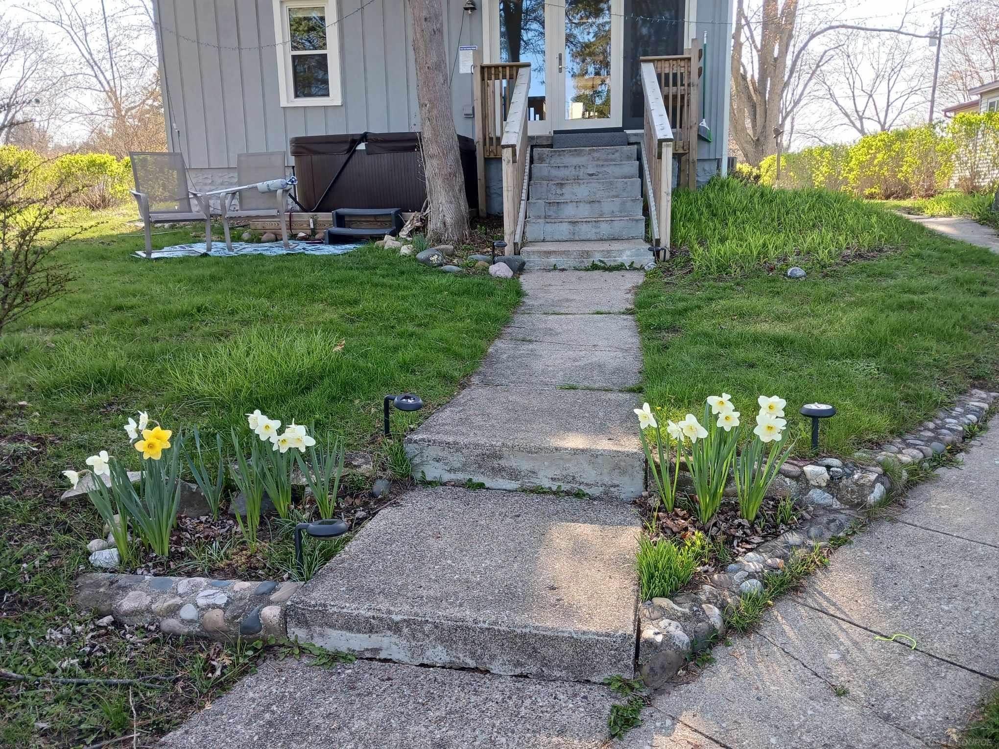 3705 Lakeshore Road Lexington, MI 48450 - Photo 68 of 85 Spring has sprung!