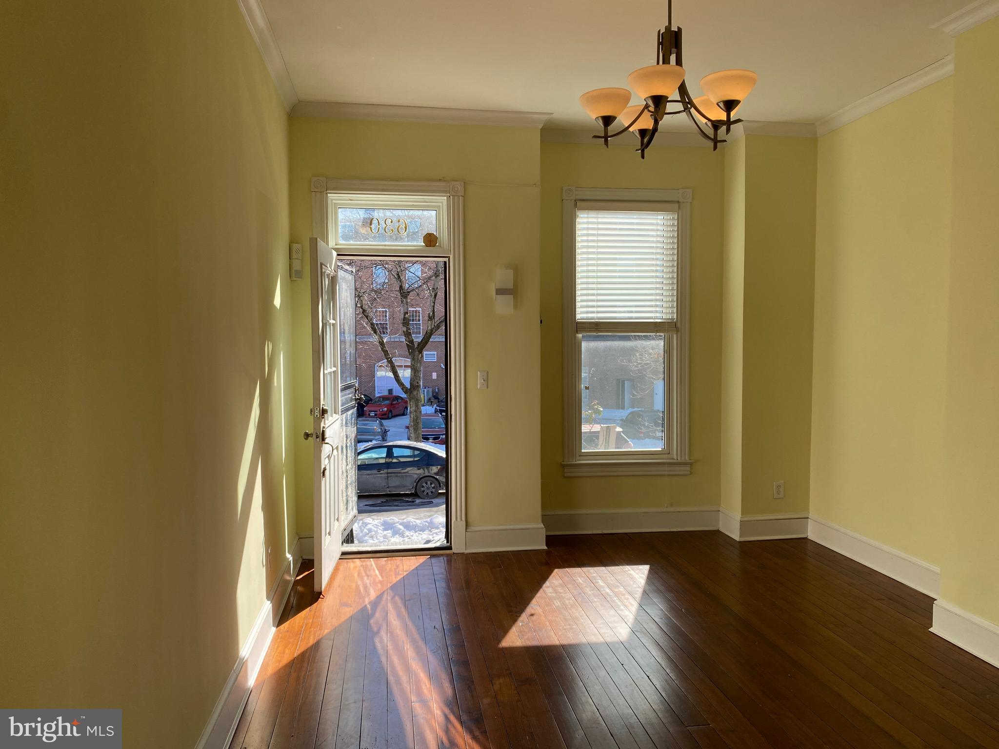 630 C Street Southeast Washington, DC 20003 - Photo 4 of 33
