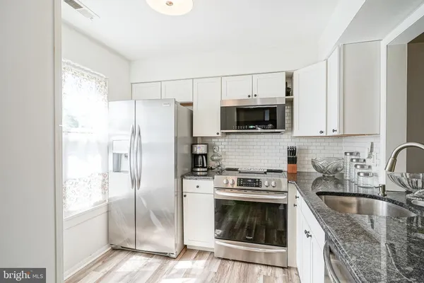 $280,000 | 3802B Adelaide Drive, Mount Laurel, NJ 08054