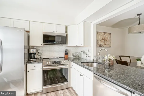 $280,000 | 3802B Adelaide Drive, Mount Laurel, NJ 08054