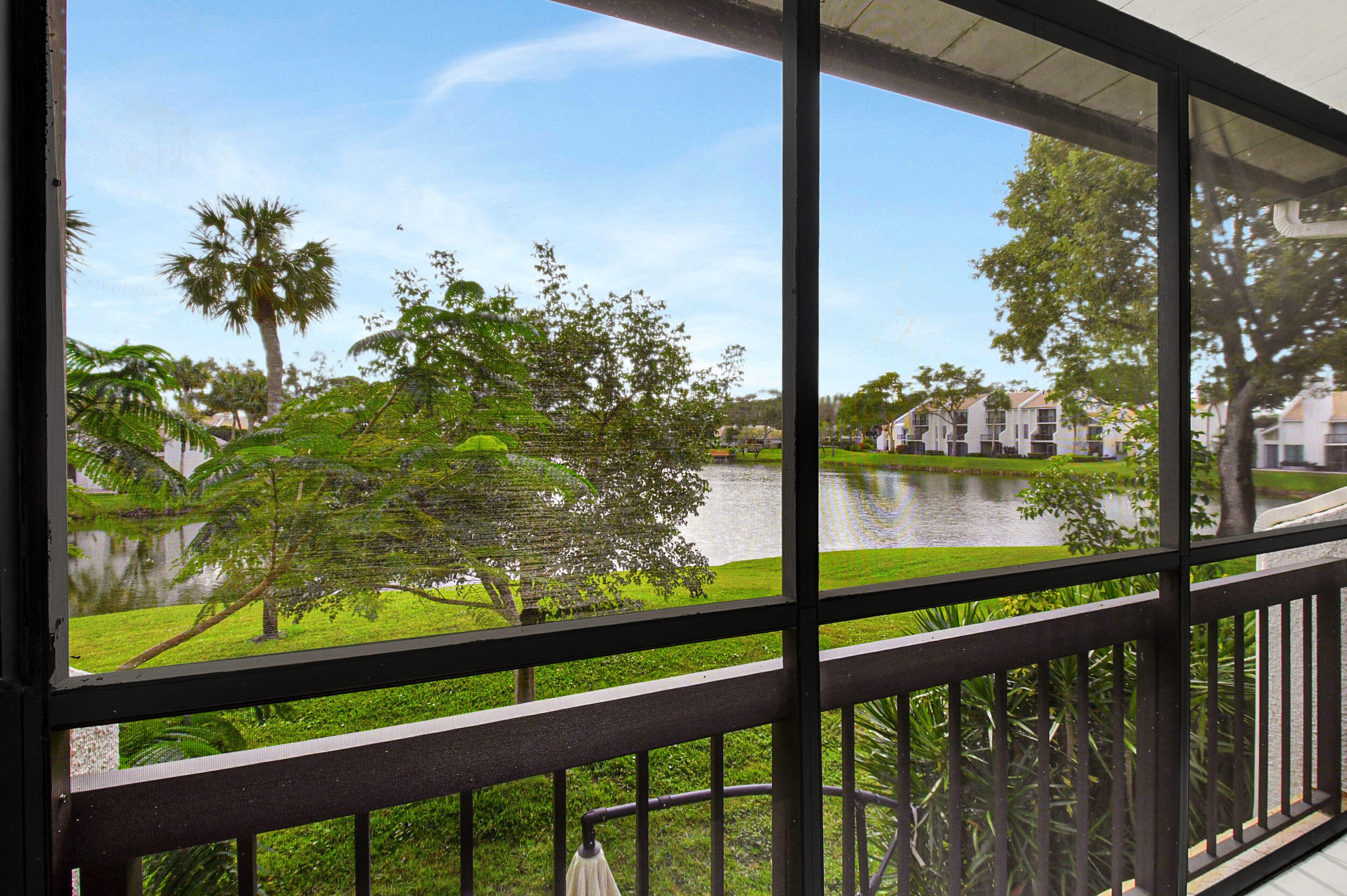 908 Bridgewood Place Boca Raton, FL 33434 - Photo 13 of 61 12_dsc_2359