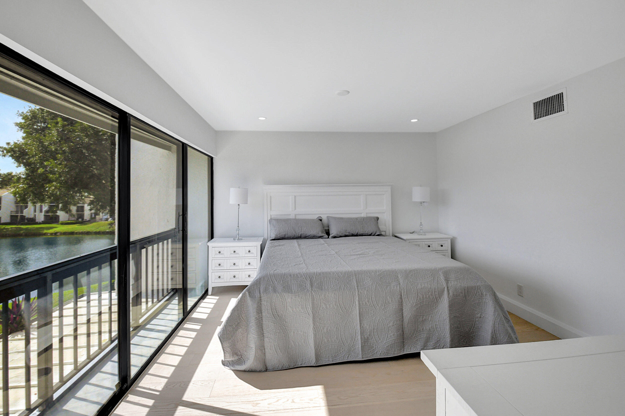 908 Bridgewood Place Boca Raton, FL 33434 - Photo 32 of 61 35_dsc_2504
