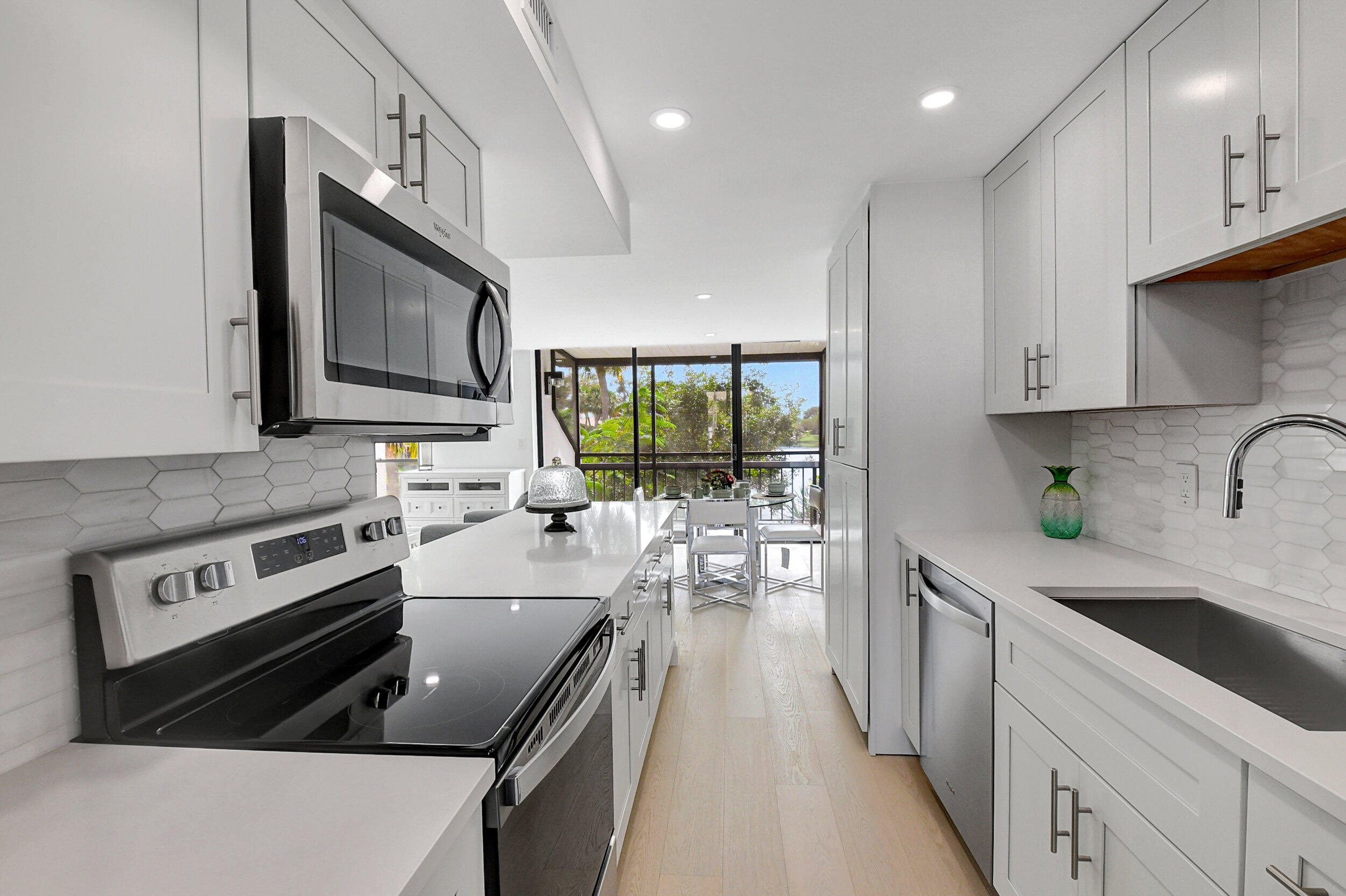 908 Bridgewood Place Boca Raton, FL 33434 - Photo 4 of 61 20_dsc_2404