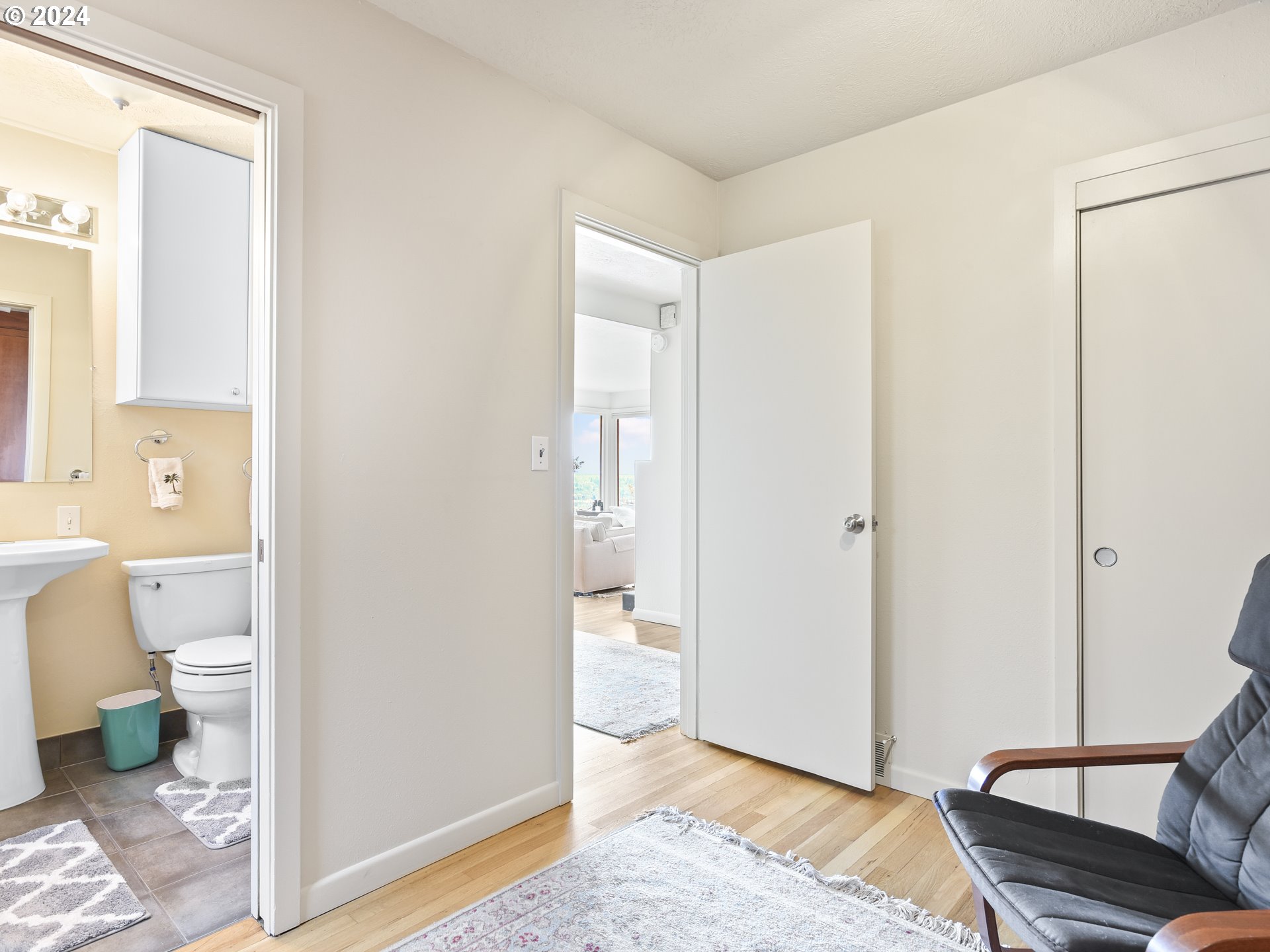 3968 Southwest Condor Avenue Portland, OR 97239 - Photo 22 of 37 Gallery Image 22