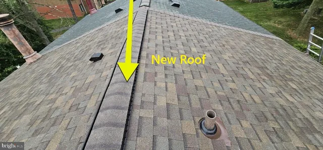 a view of a swimming pool with sitting space