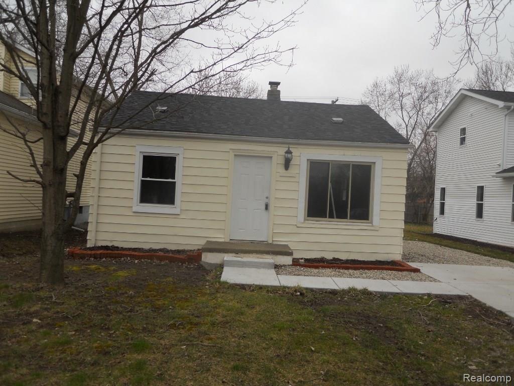 22739 Middlebelt Road Farmington, MI 48336 - Photo 1 of 11