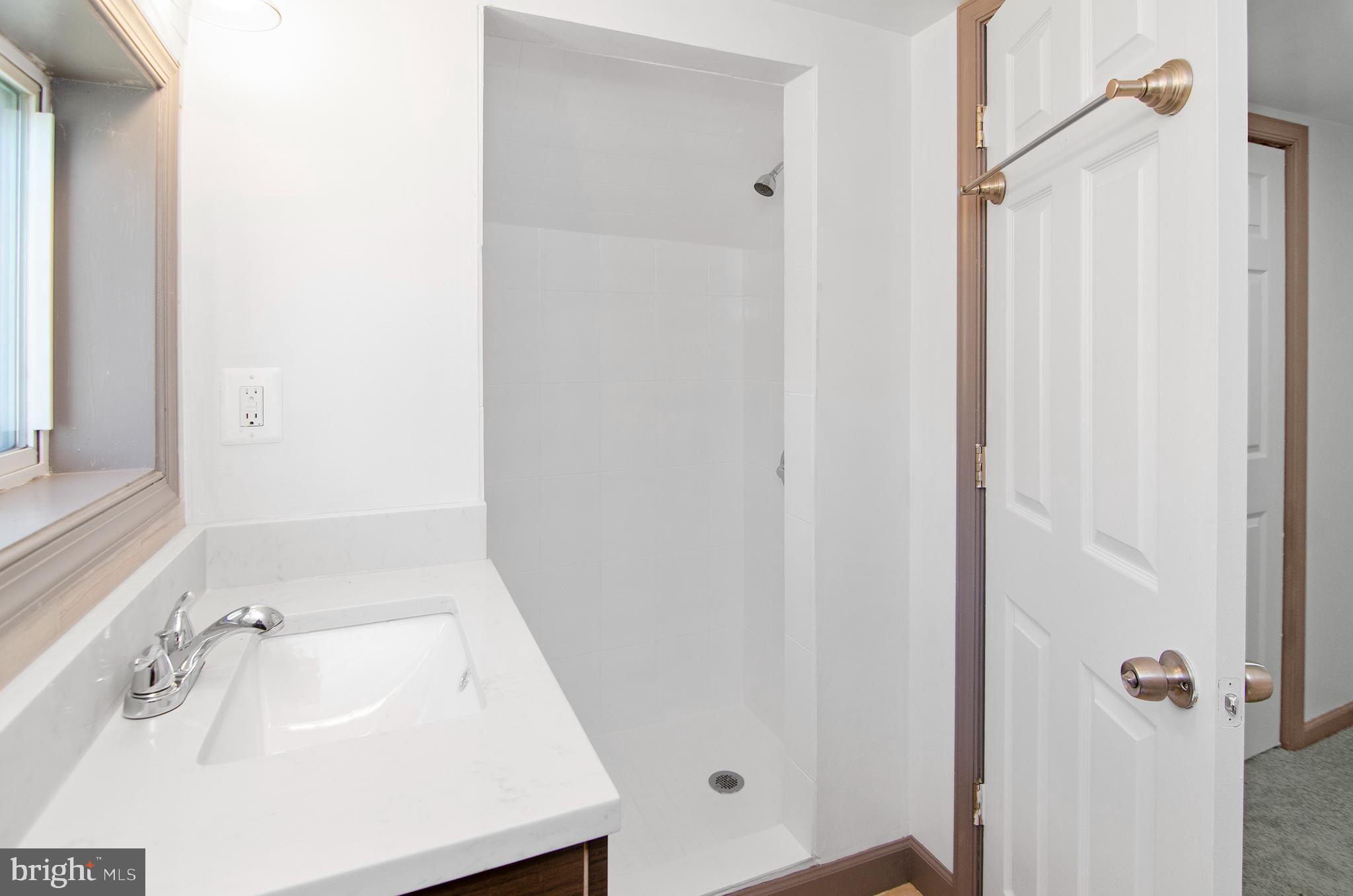1815 Middleborough Road Essex, MD 21221 - Photo 16 of 25