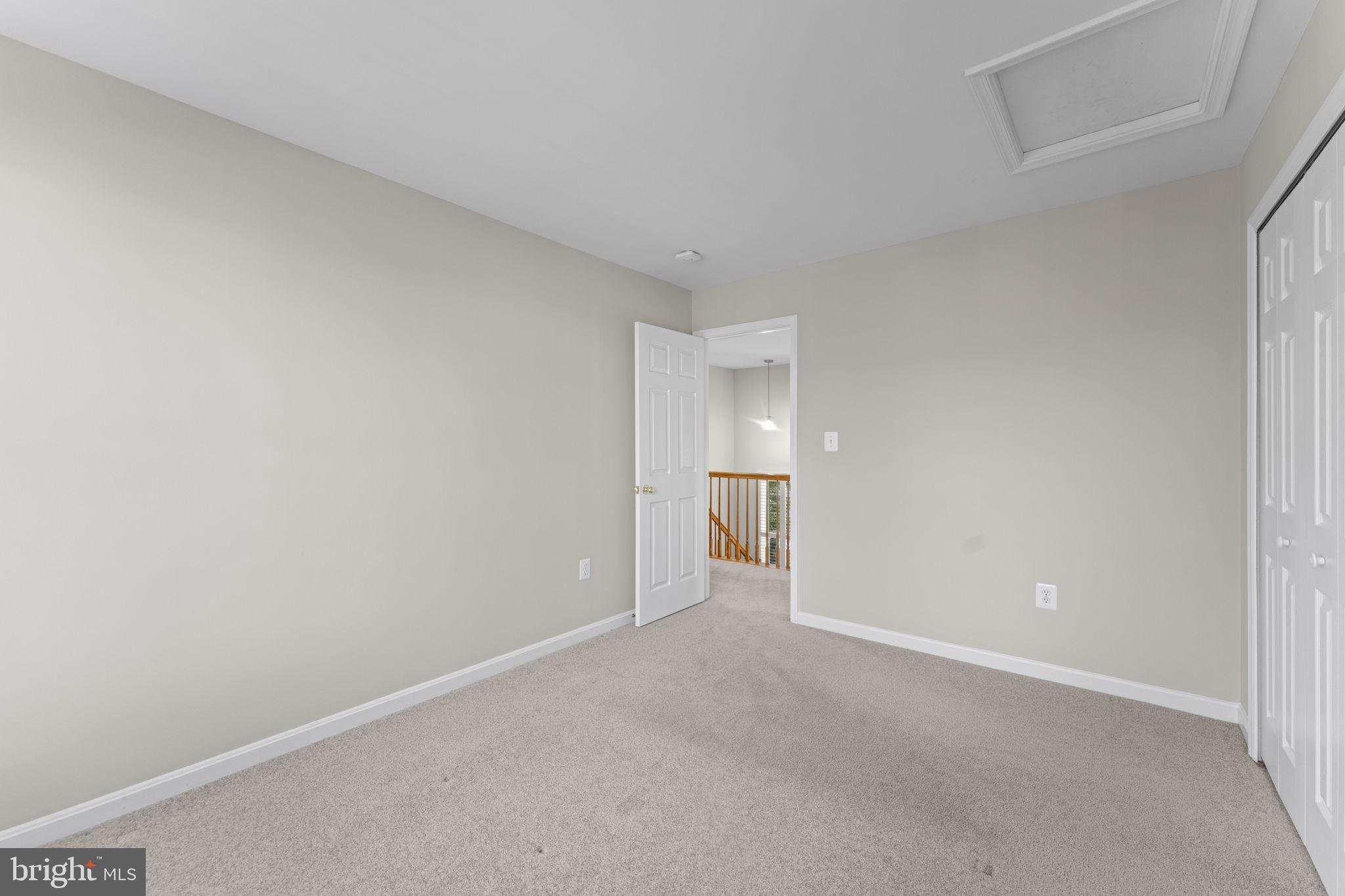 17549 Tedler Circle Round Hill, VA 20141 - Photo 35 of 71 Secondary bedroom