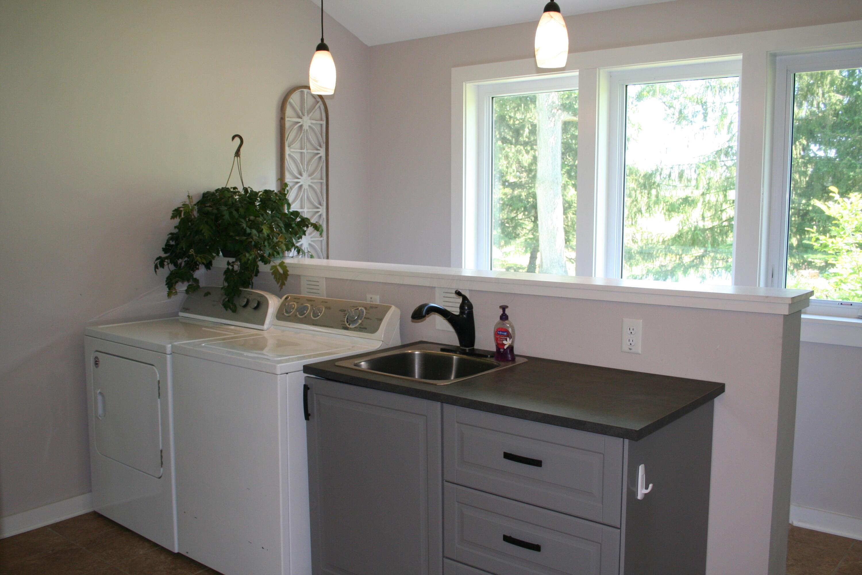 392 Coover Road Delaware, OH 43015 - Photo 34 of 57 Gallery Image 34
