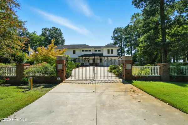 $975,000 | 121 Nixons Beach Road, Edenton, NC 27932
