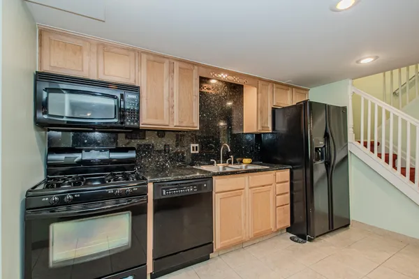 $470,000 | 46827 Creeks Bend, Canton, MI 48188