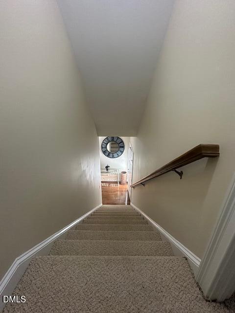 1106 Rosedale Avenue Rocky Mount, NC 27804 - Photo 25 of 41 Stairwell