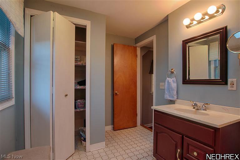 5432 Summit Road Cleveland, OH 44124 - Photo 15 of 25 Even a linen closet!
