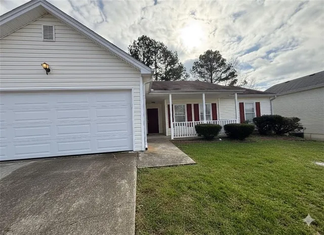 $2,300 | 2484 Morning Glory Lane Northwest, Lawrenceville, GA 30044