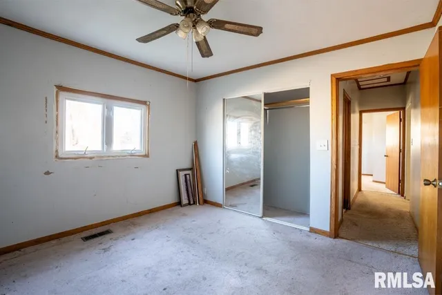 $45,000 | 803 South Cockrum Street, Sesser, IL 62884