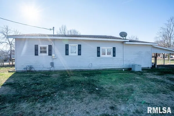 $45,000 | 803 South Cockrum Street, Sesser, IL 62884