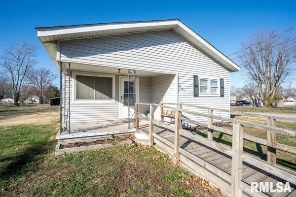 $45,000 | 803 South Cockrum Street, Sesser, IL 62884