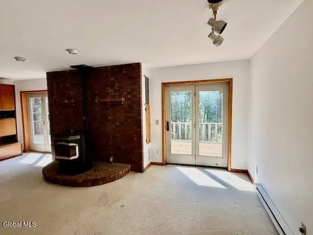 $315,000 | 104 Vosburgh Road, Poestenkill, NY 12018