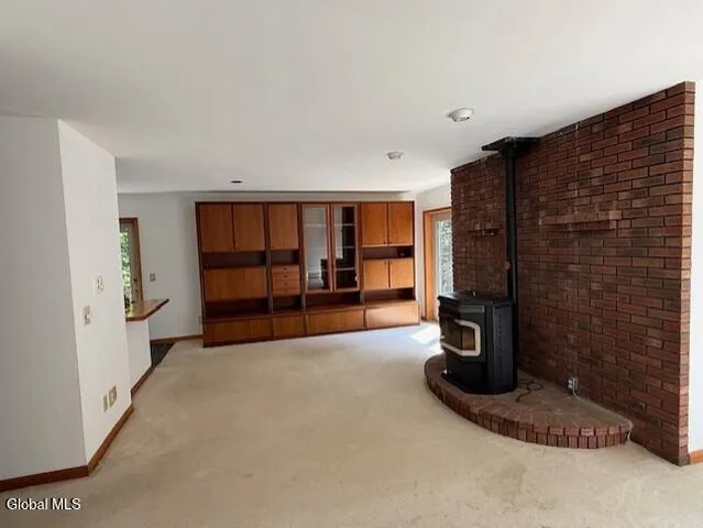 $315,000 | 104 Vosburgh Road, Poestenkill, NY 12018