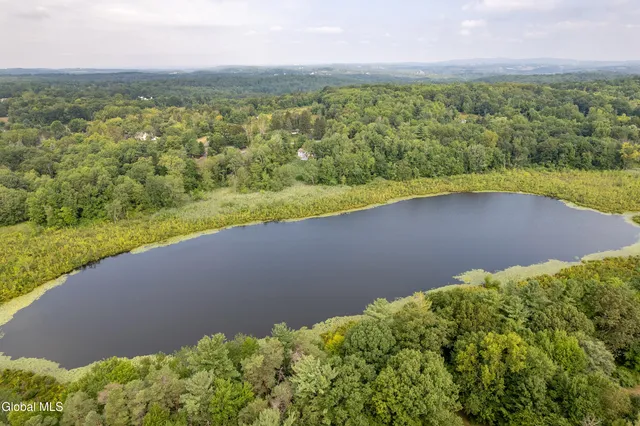 $315,000 | 104 Vosburgh Road, Poestenkill, NY 12018