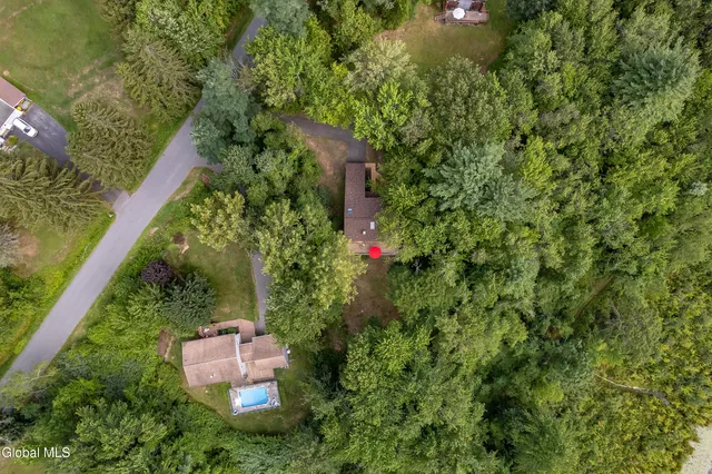 $315,000 | 104 Vosburgh Road, Poestenkill, NY 12018