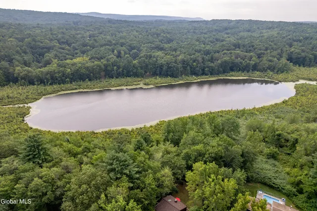 $315,000 | 104 Vosburgh Road, Poestenkill, NY 12018