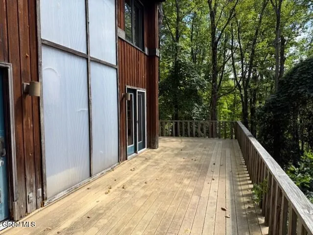 $315,000 | 104 Vosburgh Road, Poestenkill, NY 12018