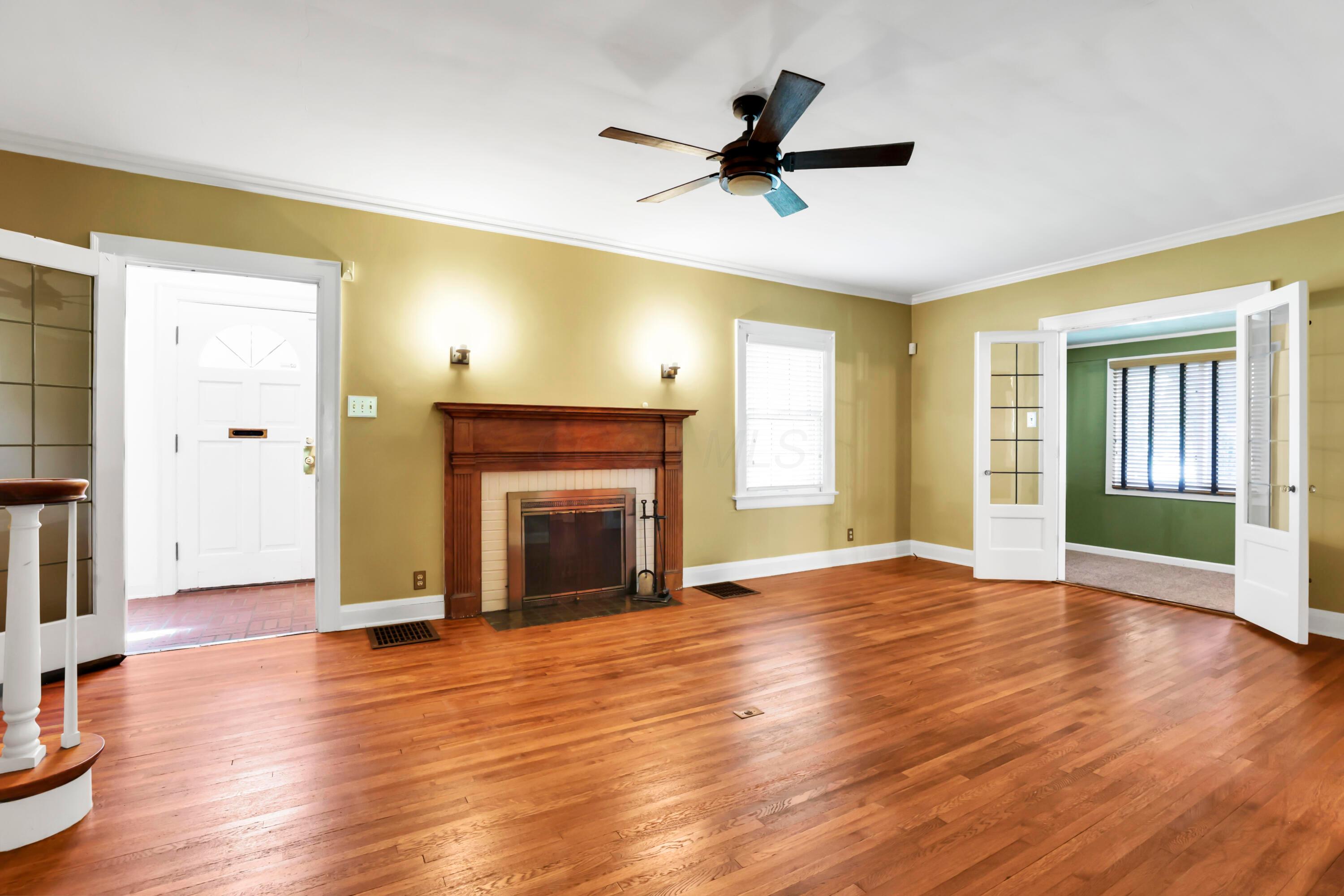 297 South James Road Columbus, OH 43213 - Photo 6 of 45 4-print-011A7502