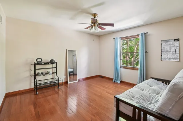 $629,000 | 1525 London Court, Naperville, IL 60563