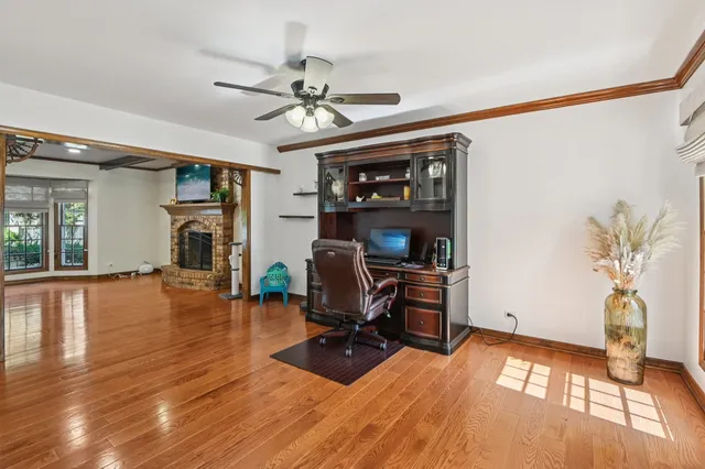 $629,000 | 1525 London Court, Naperville, IL 60563