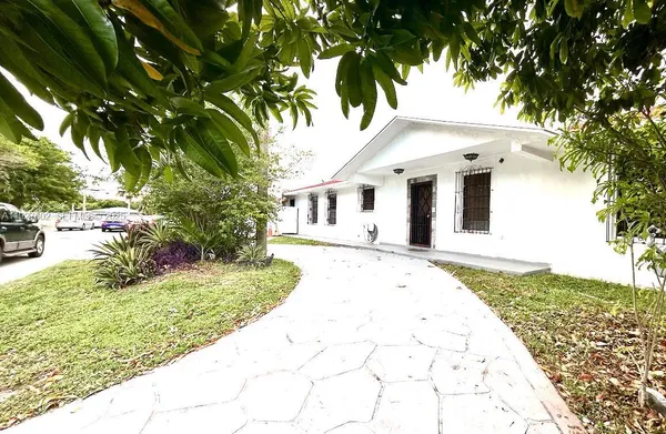 $749,499 | 598 Southwest 121 Avenue, Miami, FL 33184