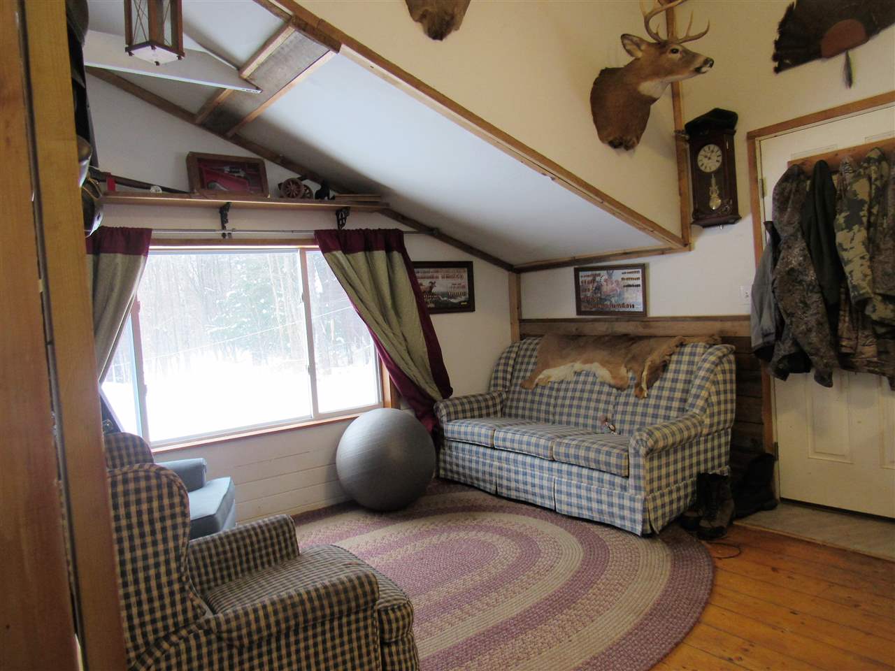 343 Dublin Road Plymouth, VT 05149 - Photo 15 of 29 Gallery Image 15