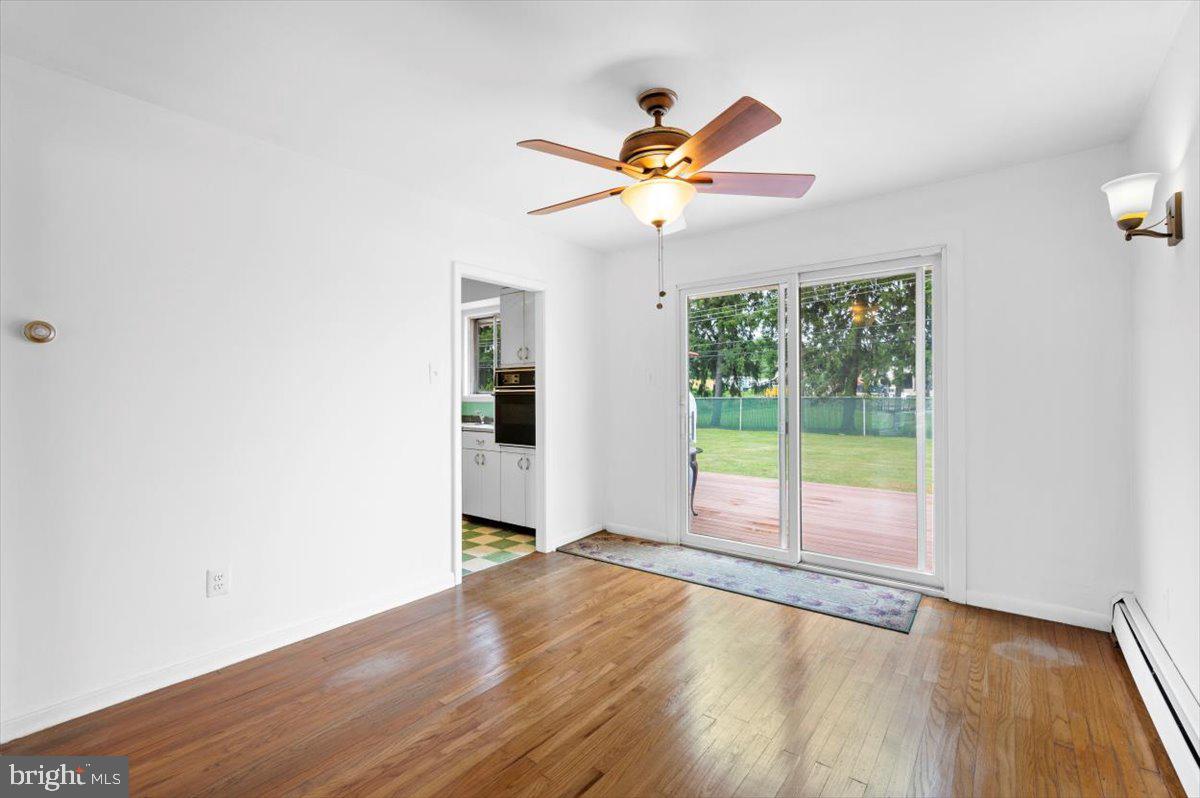305 Richard Road Aston, PA 19014 - Photo 9 of 23 Dining Room