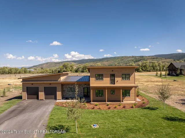 $1,545,000 | 174 Christopher Street, Victor, ID 83455