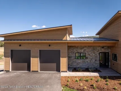$1,545,000 | 174 Christopher Street, Victor, ID 83455