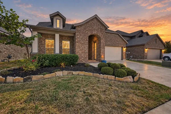 $399,000 | 904 Dove Cove, Argyle, TX 76226