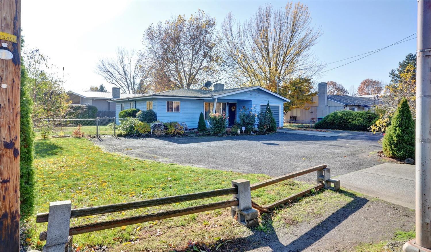 1398 Morrow Road Medford, OR 97504 - Photo 4 of 26 Additional Photo