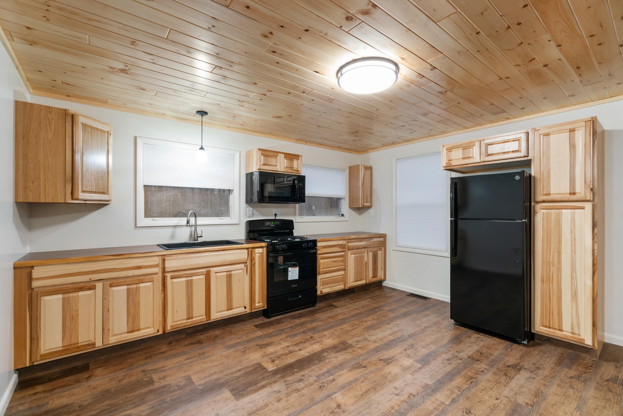 4280 Woodmansee Road Cheboygan, MI 49721 - Photo 12 of 28 Gallery Image 12