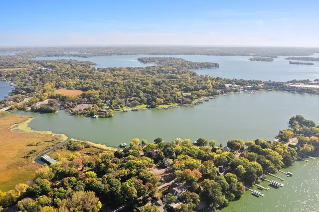 $3,600,000 | 1855 Concordia Street, Orono, MN 55391