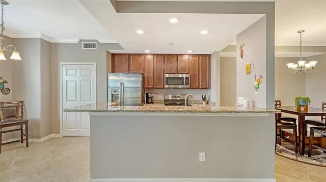 $390,000 | 5538 Palmer Circle, Unit 103, Bradenton, FL 34211