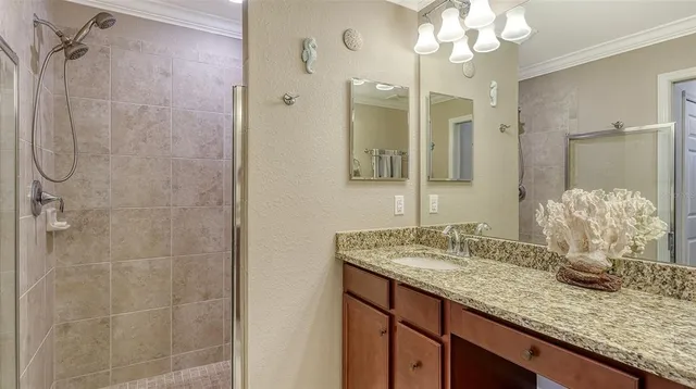 $390,000 | 5538 Palmer Circle, Unit 103, Bradenton, FL 34211