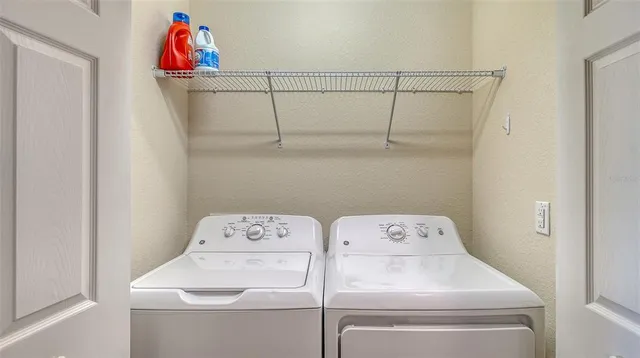 $390,000 | 5538 Palmer Circle, Unit 103, Bradenton, FL 34211