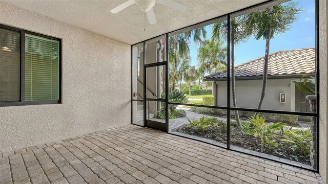 $390,000 | 5538 Palmer Circle, Unit 103, Bradenton, FL 34211