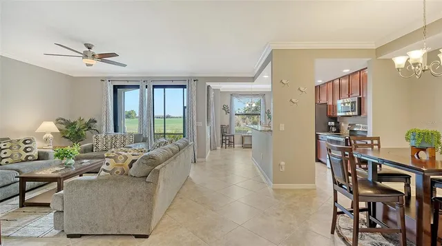 $390,000 | 5538 Palmer Circle, Unit 103, Bradenton, FL 34211