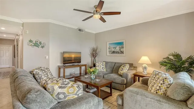 $390,000 | 5538 Palmer Circle, Unit 103, Bradenton, FL 34211